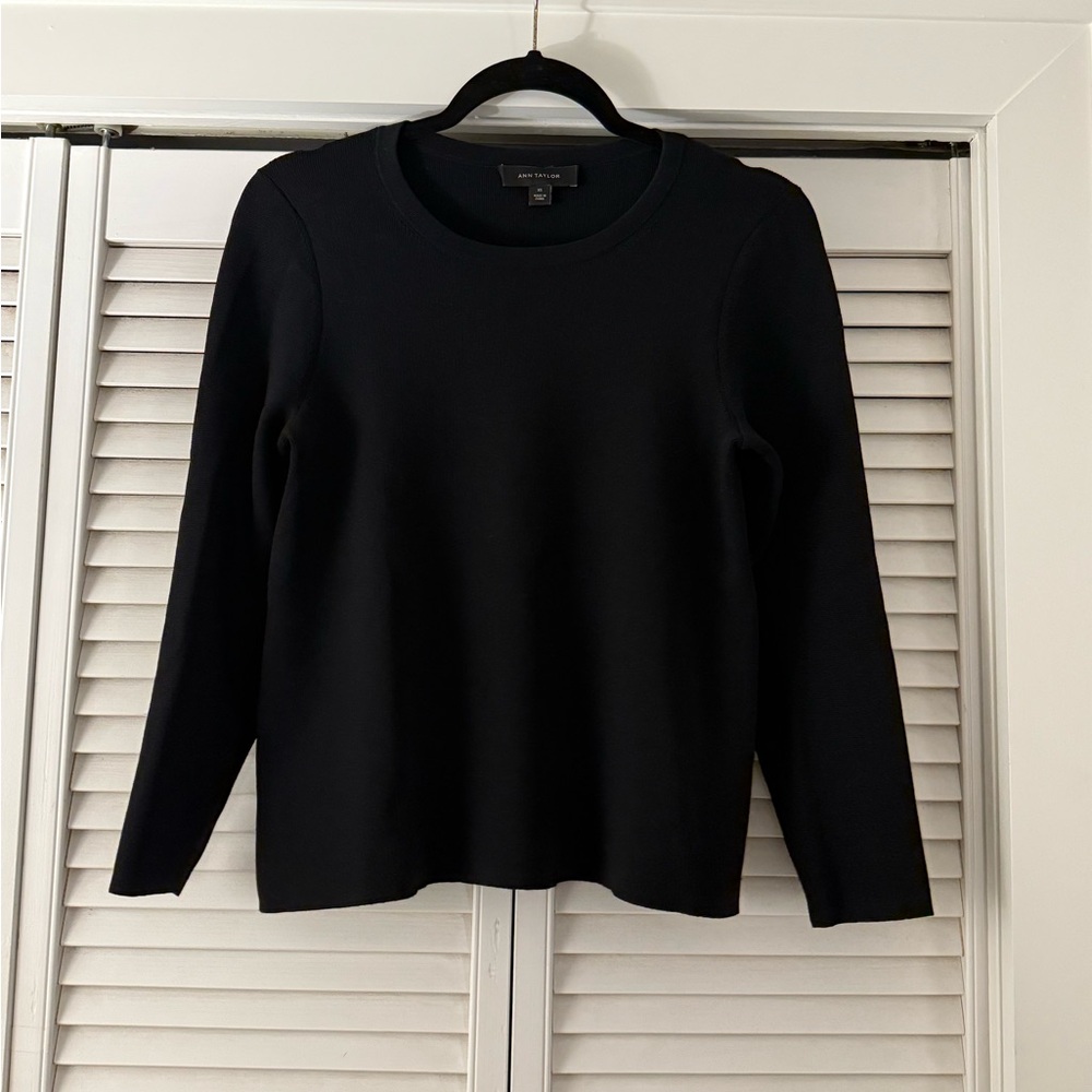 Ann Taylor Black Women's Sweater XS